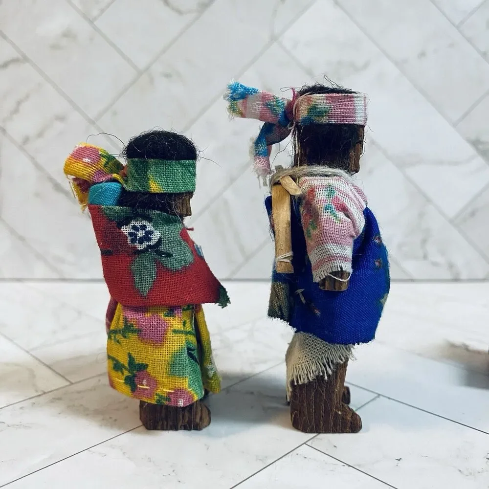 Vintage Tarahamura Carved Bark Mexican Primative Folk Art Dolls Set